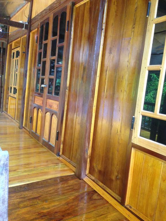 Ba Be Lake Homestay - Quynh Chi Экстерьер фото